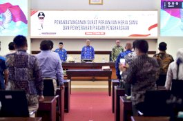 Penjabat Gubernur Prof Zudan Saksikan Penandatangan MoU Perguruan Tinggi dan Dunia Usaha