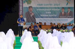 Hari Santri Nasional, Bupati Gowa Tanam Pohon di Ponpes Sulhas