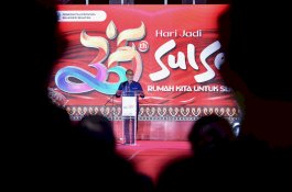 Penjabat Gubernur Prof Zudan Ajak Stakeholder Pesan Baju dari Para Desainer Muda Sulsel