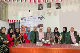 Tim Dosen Fakultas Farmasi UMI Pengabdian Masyarakat di Desa Borisallo Kabupaten Gowa