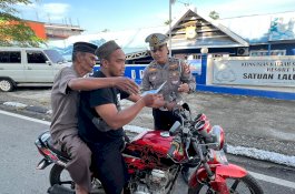 Satlantas Polres Wajo dan Dispenda Sosialisasi Operasi Zebra 2024