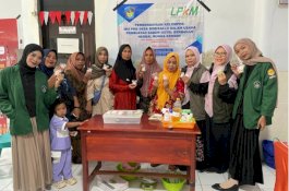 Dosen Farmasi UMI Tingkatkan Pemberdayaan PKK Desa Borisallo dengan Membuat Sabun Hotel Berbahan Herbal