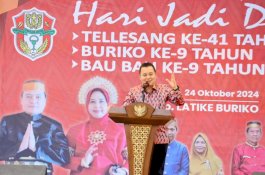 Penjabat Bupati Wajo Hadiri Perayaan Ulang Tahun Desa di Pitumpanua