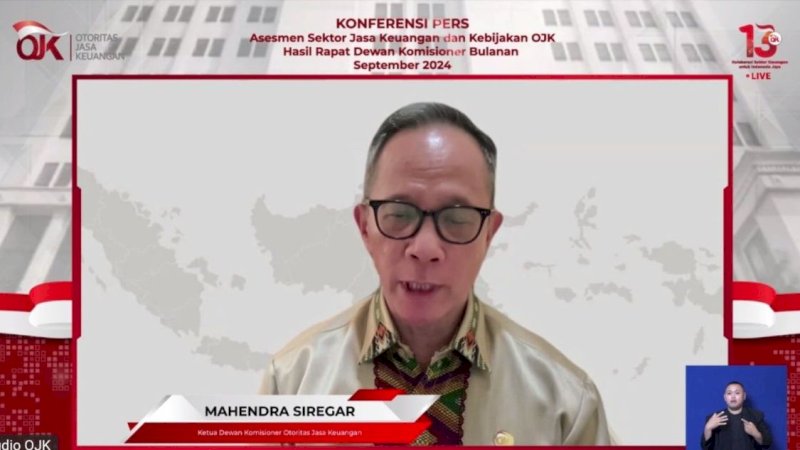 Dewan Komisioner OJK, Mahendra Siregar