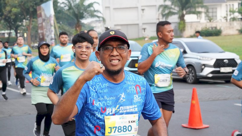 Antusias pelari sulsel di PLN Rlectric Run 2024