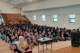 Kalla Institute Ajak Ratusan Siswa SMAN 17 Makassar Kenali Potensi Minat dan Bakat