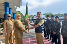 Plt Bupati Maros Lepas Kontingen Bulutangkis, Lari dan Kafilah Korpri Maros