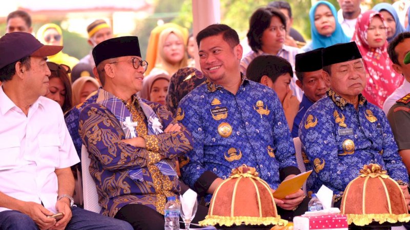 Menteri Desa dan PDT Puji Inovasi Kampung Rewako Biringala "Kareba" di Gowa