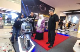United e-motor Luncurkan Layanan Molicare C2000, Motor Listrik 100 persen Produk Indonesia