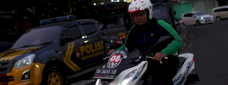 Tips Berkendara Melewati Genangan Air saat Musim Hujan