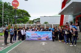 Kopdar Sahabat Baru Daihatsu Bersama Komunitas Motor Honda Makassar
