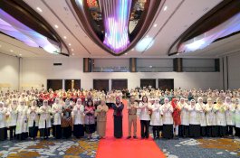Penjabat Ketua PKK Ninuk Zudan Hadiri Seminar HUT DWP Sulsel