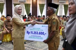 Bupati Lutra Memberikan Apresiasi Kebijakan Kepala Desa Kabuptaen Luwu Utara