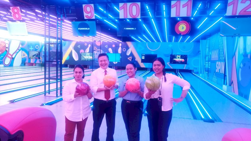 Grand opening fun World Bowling ,Senin ( 24/12) Mal Phipo Makassar