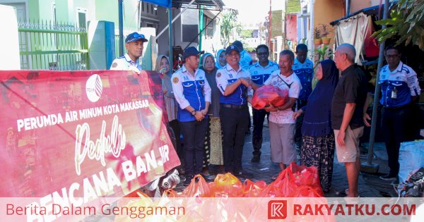 Banjir Landa Makassar, Perumda Air Minum Makassar Salurkan Bantuan Sembako ke Pengungsi di Perumnas Antang