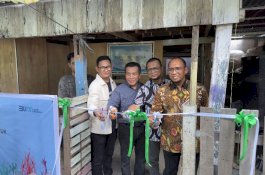 Tingkatkan Ekonomi Masyarakat Kawasan Pesisir, PLN Luncurkan Program TJSL Pengembangan Furniture Daur Ulang Sampah Plastik