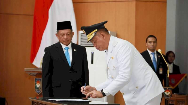 Prof Fadjry Jufry Resmi Jadi Penjabat Gubernur Sulsel