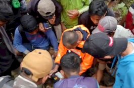 Lima Hari Hilang di Hutan, Warga Seko Akhirnya Ditemukan