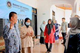Kunjungi Tempat Pengolahan Makanan, Andi Bataralifu Pastikan Program Makanan Bergizi Gratis Berjalan Lancar