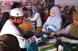 Peduli Lansia, LAZ Hadji Kalla Bersama Kemenag Sulsel dan Baznas Hadirkan Pemeriksaan Gratis di Kampung Zakat Pulau Lakkang