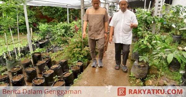 Kunjungi Pesantren Alam Indonesia di Barru, Prof Fadjry Djufry Siap Bantu Bibit Ternak Varietas Unggul