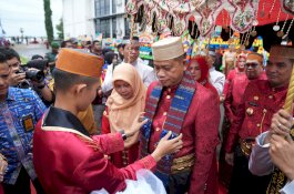Bantuan Hibah Rumah Ibadah Hingga Bufferstock Logistik Penanggulangan Bencana Jadi Kado HUT ke-65 Takalar