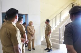 Hari Pertama Berkantor, Aliyah Mustika Ilham Touring di Balai Kota Makassar