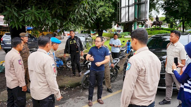 Wakil Bupati Pantau Program Gowa Bersih di Jembatan Kembar