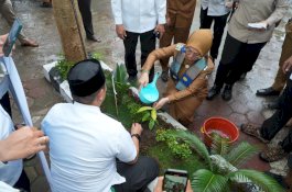Bupati Gowa Apresiasi Penanaman Sejuta Pohon Matoa oleh Kemenag