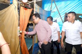 Wabup Gowa dan Ketua TP PKK Kunjungi Masyarakat Miskin Ekstrem