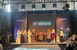 Tren Hijab Expo 2025 Boyong UMKM Luar Makassar. Fatmawati Rusdi :  Geliat Ekonomi Positif