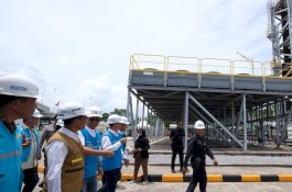Kunjungan ke Baubau, Menteri ESDM Pastikan Listrik PLN Andal Hadapi Idul Fitri 1446H