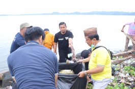 Jaga Kebersihan Kota, Tasming Hamid Libatkan OPD dan Warga dalam Aksi Jumat Bersih