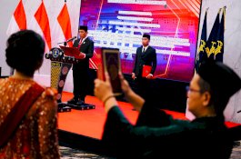 125 Notaris Baru Resmi Dilantik Kakanwil Kemenkum Sulsel