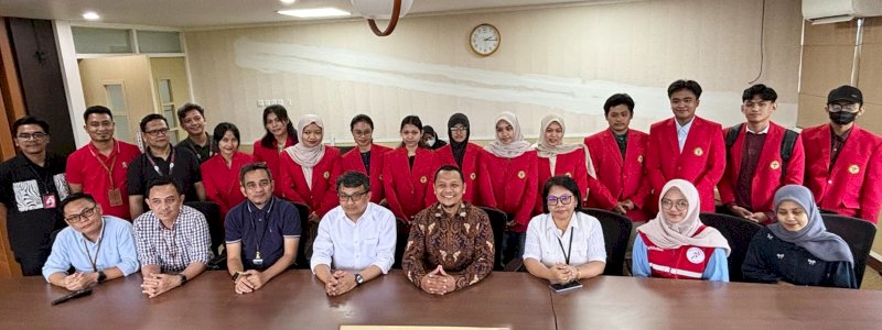 Telkomsel Salurkan Bantuan Pendidikan untuk Mahasiswa UNHAS dan UNM, Perkuat Kemajuan Pendidikan Tinggi