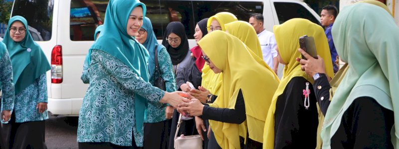 Ketua TP PKK Parepare Kunjungi Sekolah, Disambut Hangat Guru dan Siswa