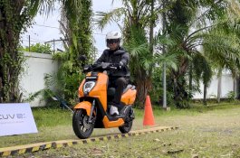 Tips Menghadapi Kendaraan di Depan saat Melakukan Rem Mendadak