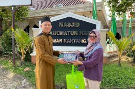 GMTD Wakafkan Perlengkapan Ibadah dan AL-QUR’AN ke Lima Masjid  di Tanjung Bunga