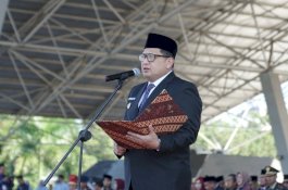 Hardiknas 2025, Wali Kota Makassar Tekankan Pentingnya Kualitas Pendidikan Berbasis AI