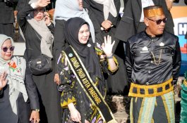 Lepas Pawai Budaya Anak, Bunda PAUD Parepare Tekankan Pentingnya Pendidikan Berbasis Budaya