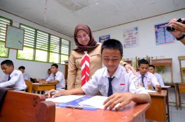 Bupati Gowa Pantau Pelaksanaan Ujian Tingkat SD dan SMP