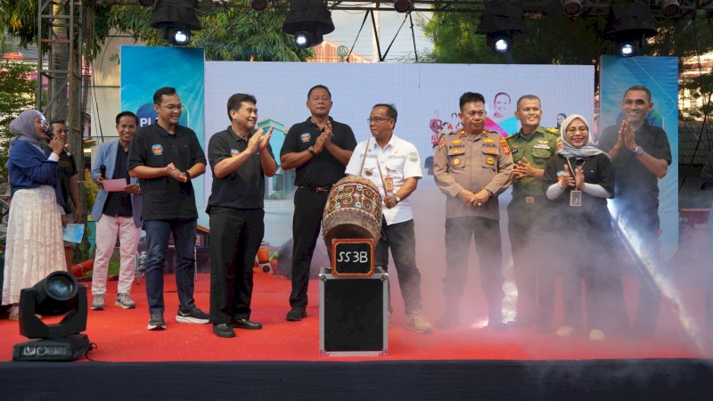 Seremonial pembukaan Elec Food Fest 2025 bersama para stakeholder PT PLN (Persero) (7/5).