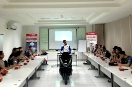 Berikan Edukasi Safety Riding pada PT Bravo Makassar, Asmo Sulsel Kembali Tunjukan Komitmen untuk Tekan Angka Kecelakaan