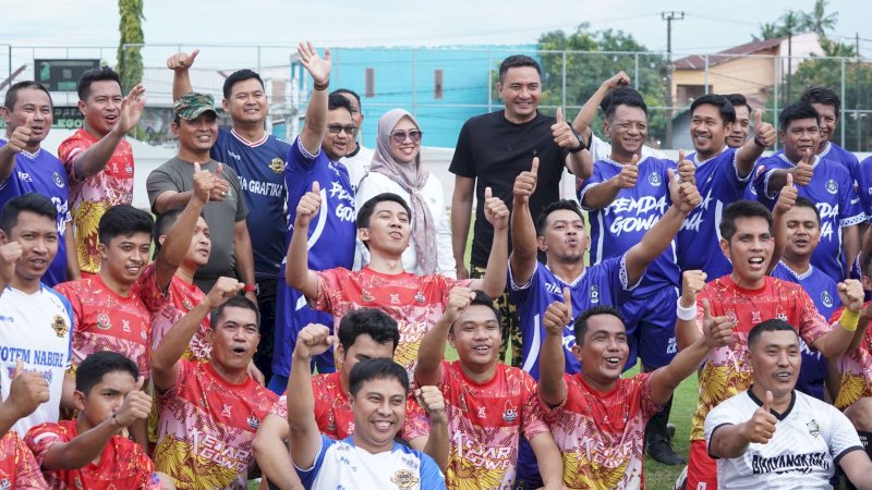 Pemkab Gowa dan Forkopimda Gelar Laga Sepak Bola Persahabatan