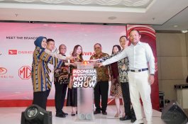 Sinergi Danamon, Adira Finance, dan MUFG Dukung Pertumbuhan Otomotif Lewat IIMS Surabaya 2025