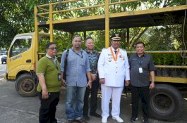 Galesong Grup Serahkan 750 Bibit Pohon kepada Bupati Maros untuk Penghijauan