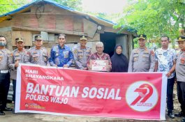 Hari Bhayangkara ke-79, Polres Wajo Bakti Sosial di Kecamatan Tempe