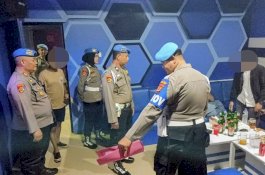 Awasi Kedisiplinan Anggota, Polres Wajo Gelar Razia Tempat Hiburan Malam