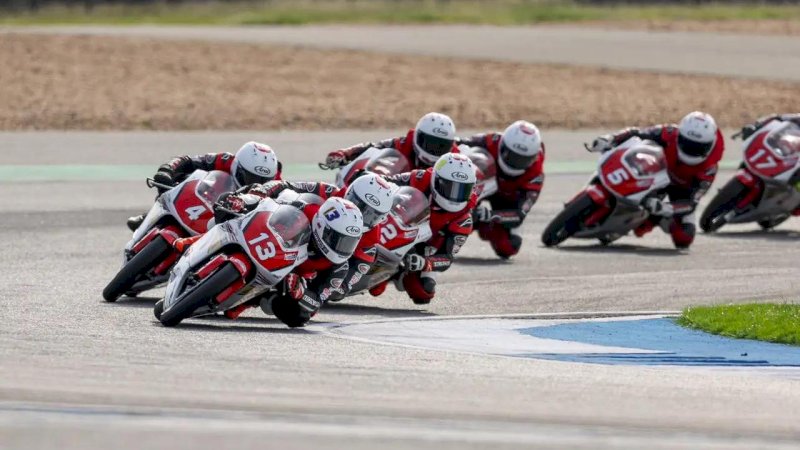 CBR600RR dan CBR250RR 