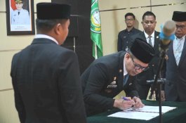 Amarun Agung Hamka Dilantik Jadi Pj Sekda Termuda, Wali Kota Parepare Titip Harapan Besar